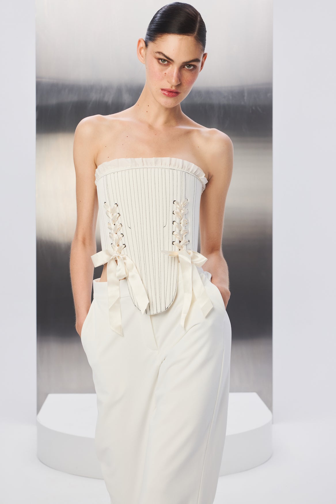 Marie Korse/Ekru Crop Set