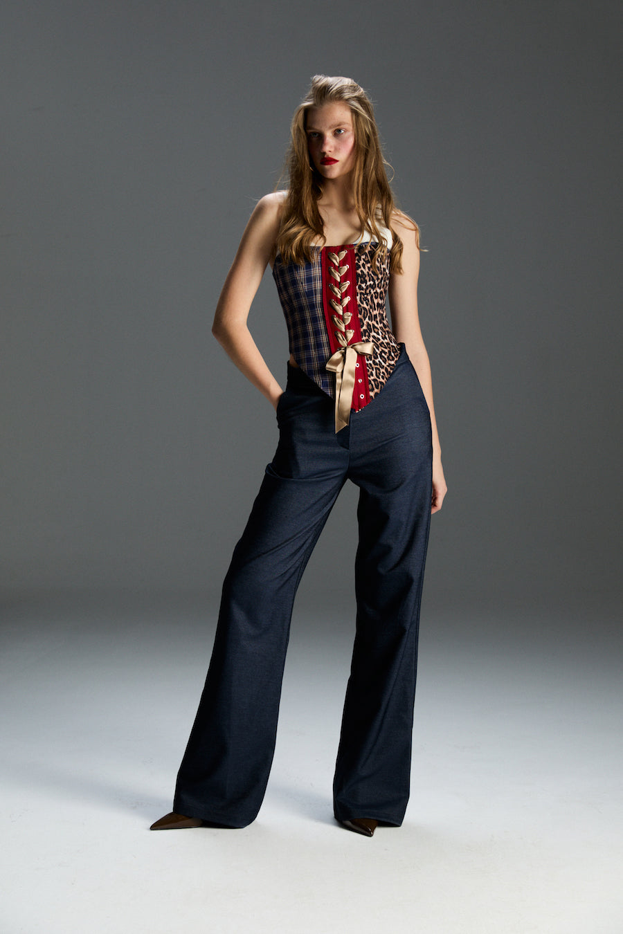 Robin Korse Askılı Set