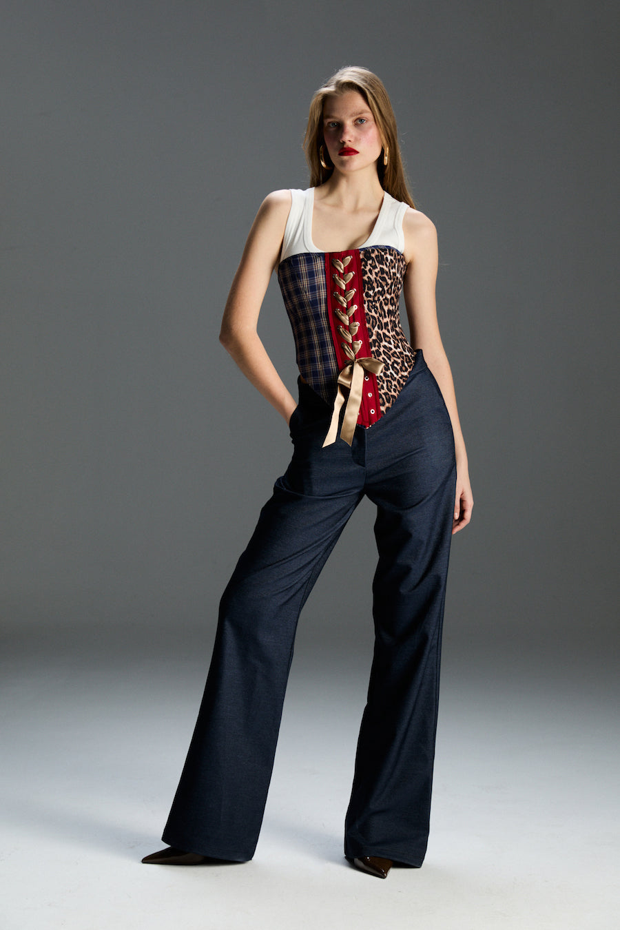 Robin Korse Askılı Set