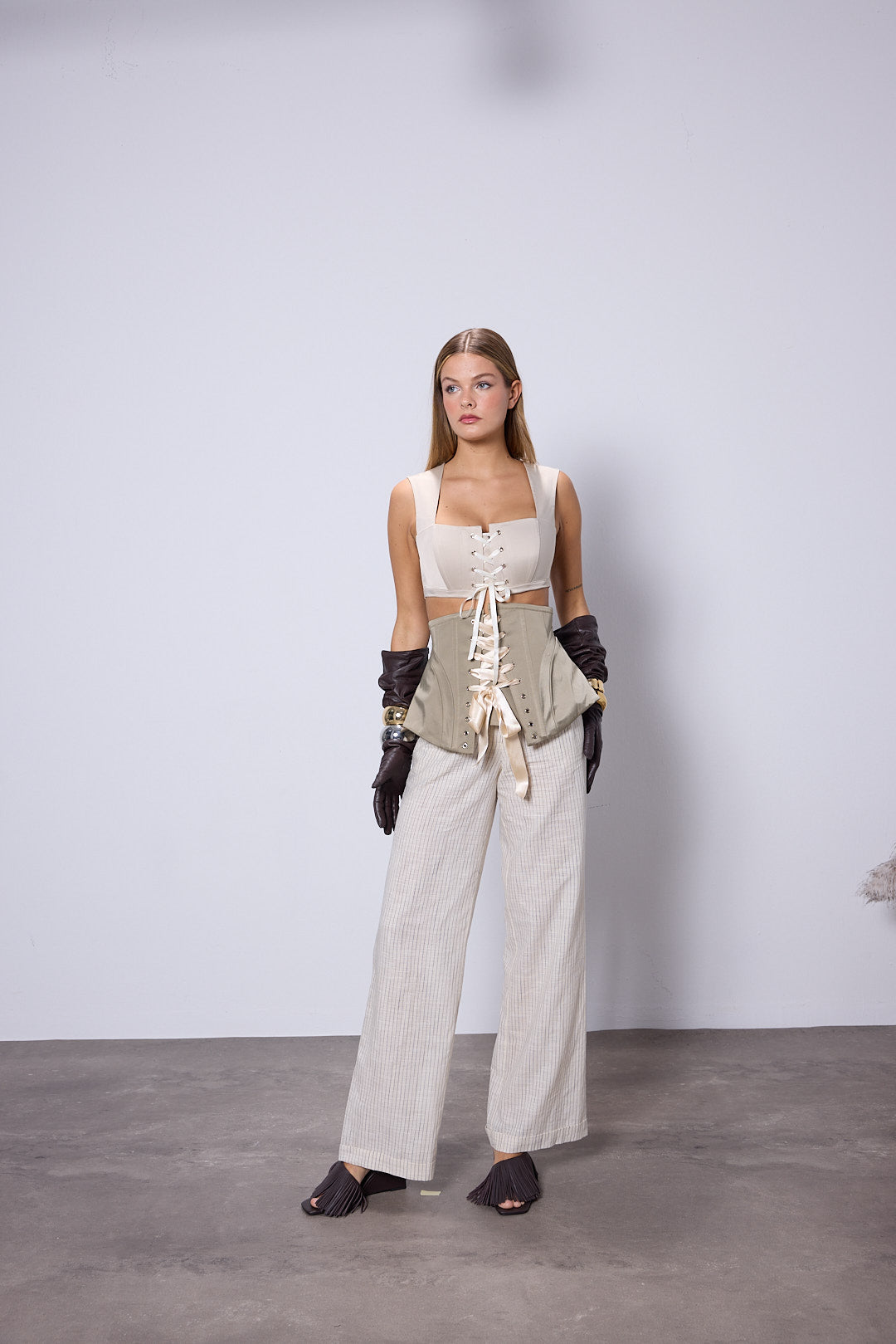 Camellia Khaki Korse