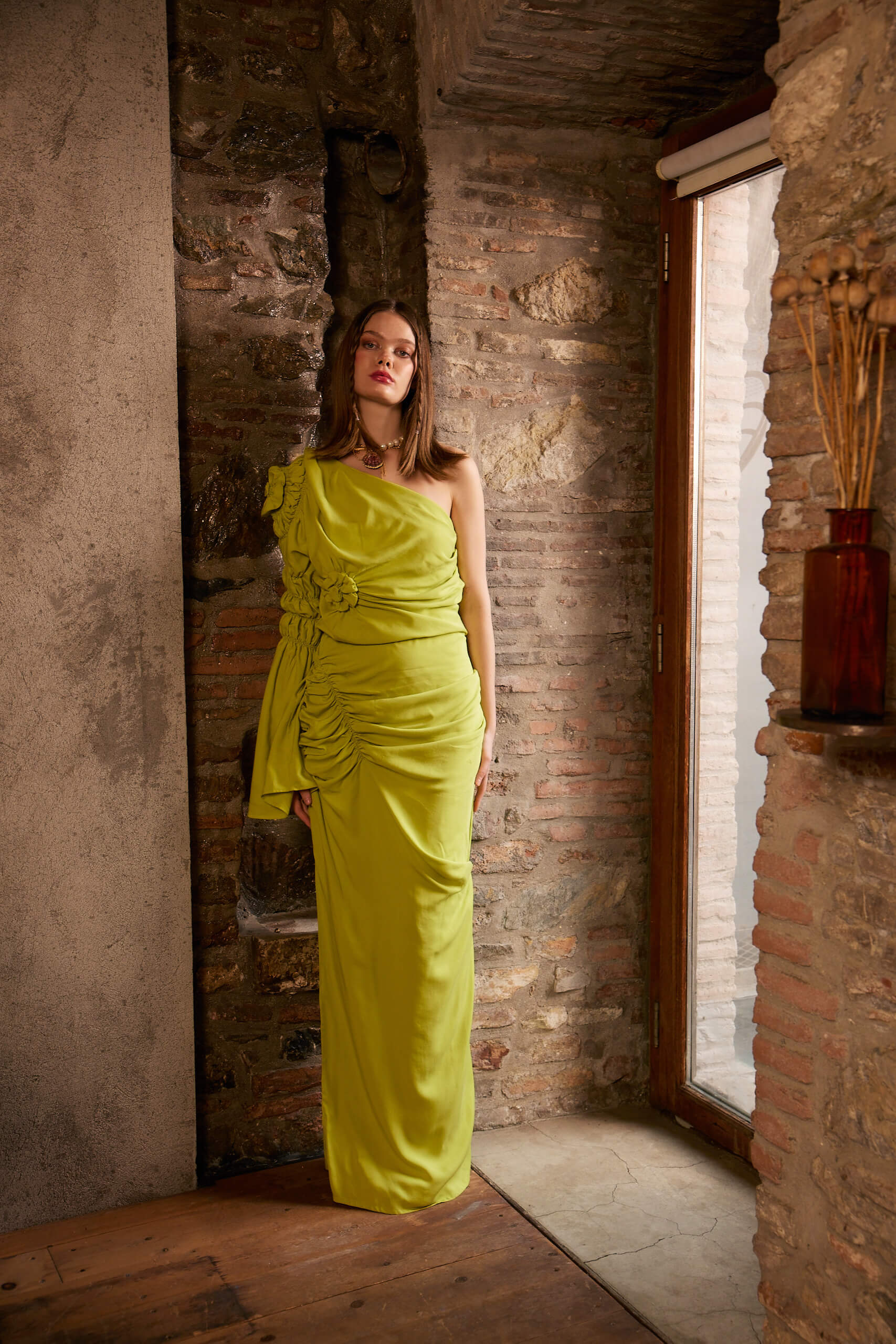 Hera In Olive Elbise