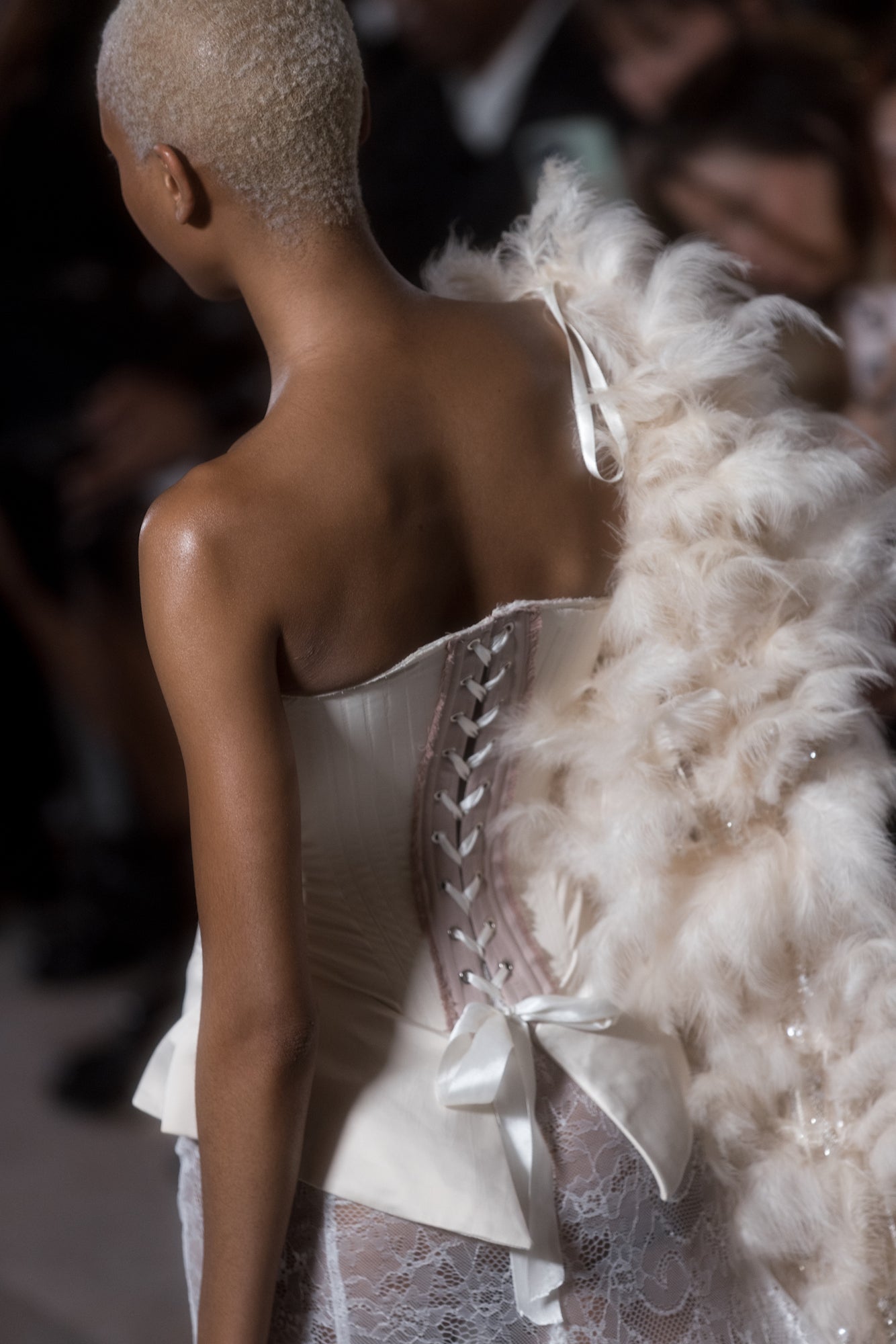 Samantha Tüylü Kol Aksesuarı