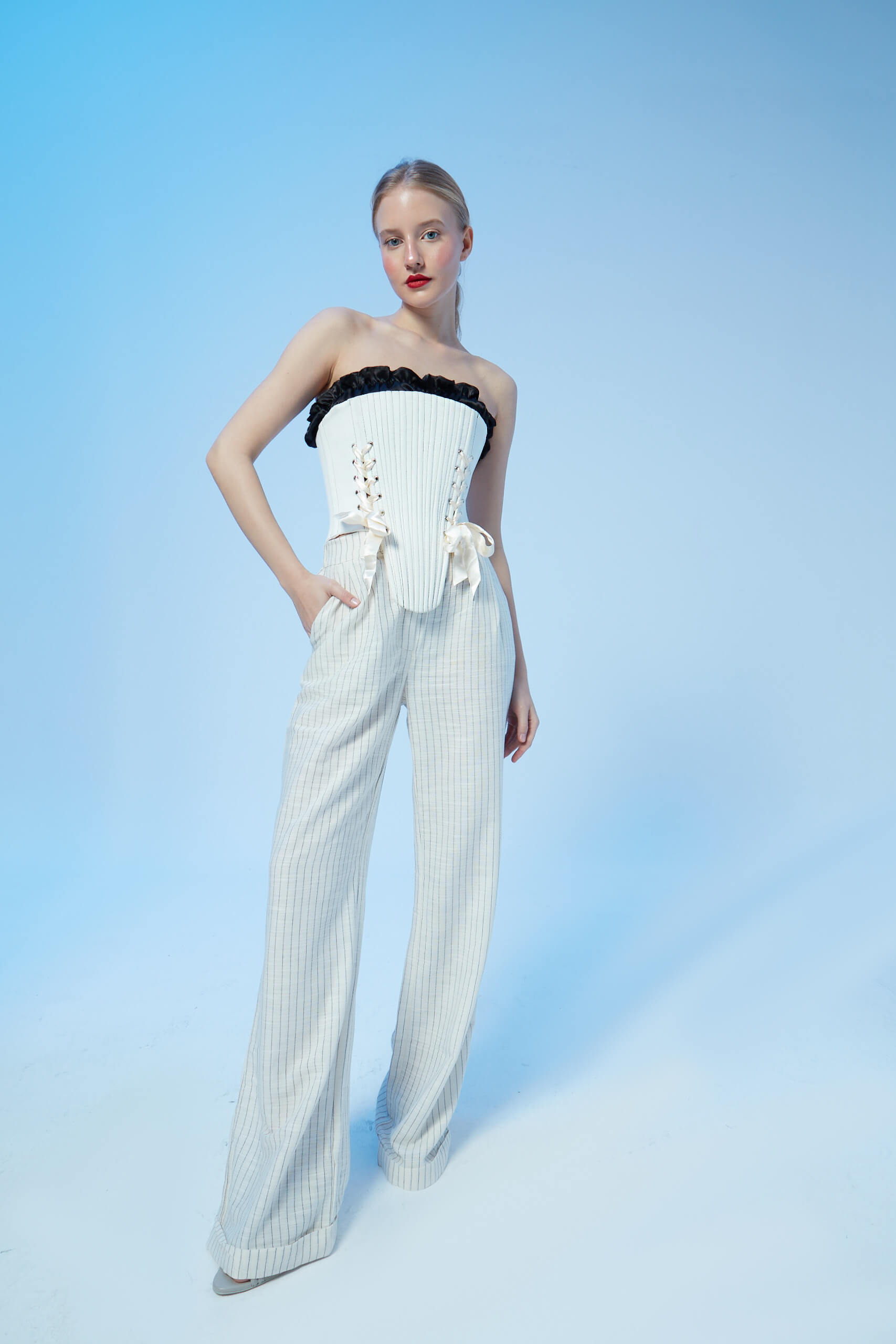 Marie Ekru Korse Set