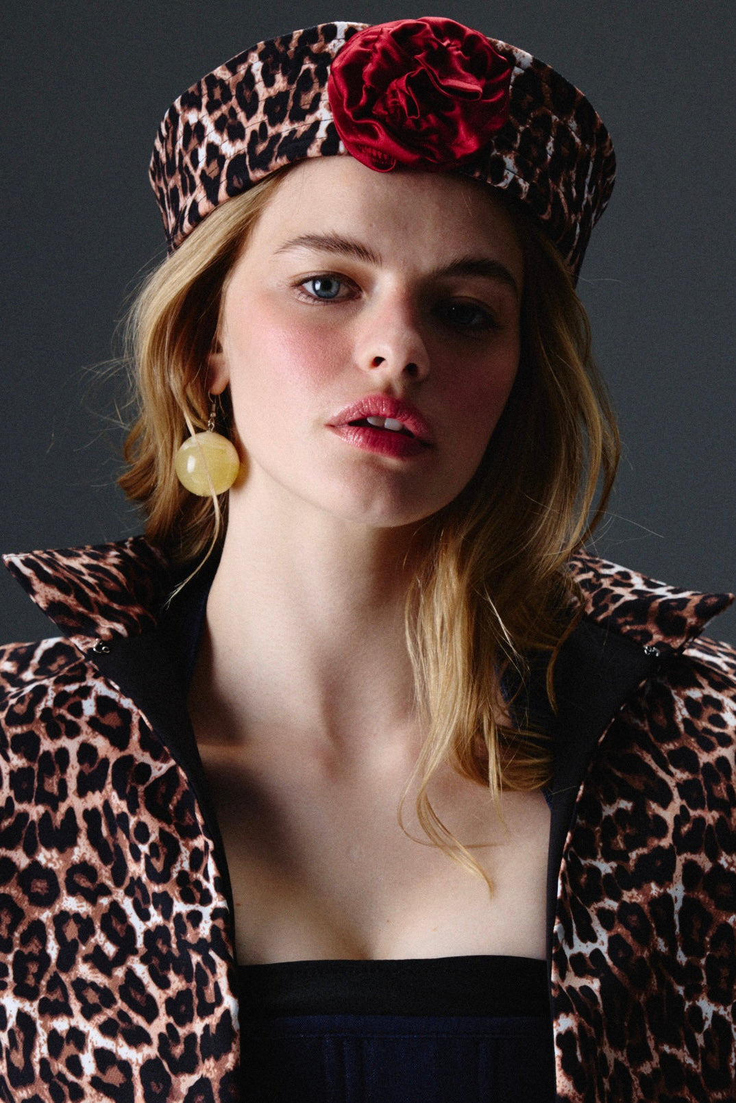 Flora Leopar Şapka