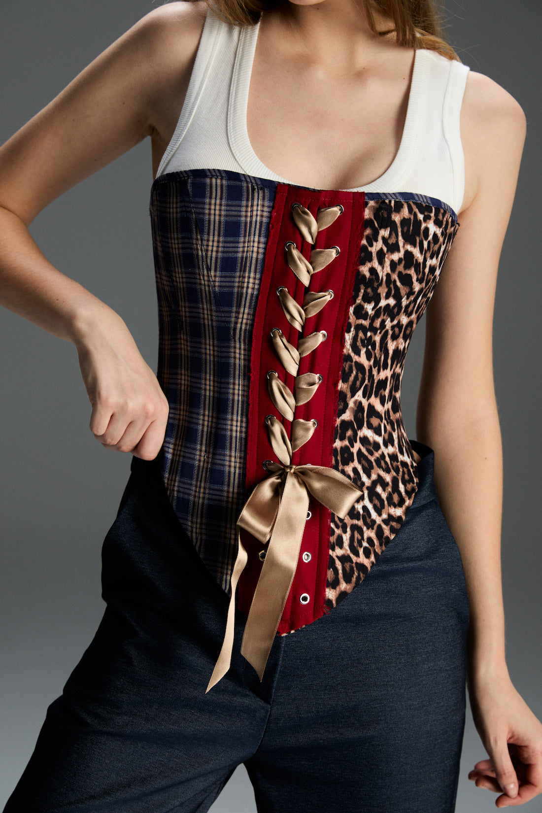 Robin Korse Askılı Set